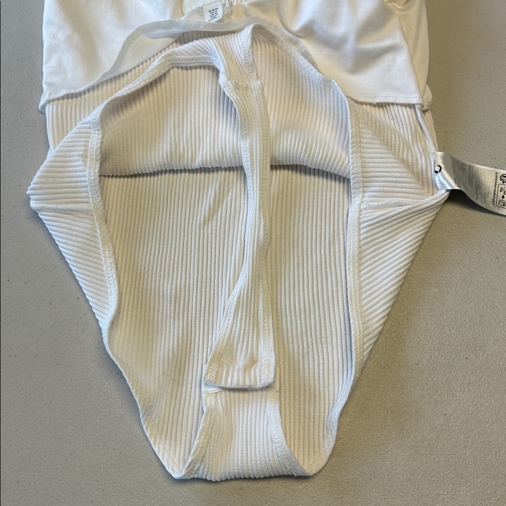 H&M White Ribbed Tank Bodysuit - Picture 6 of 6
